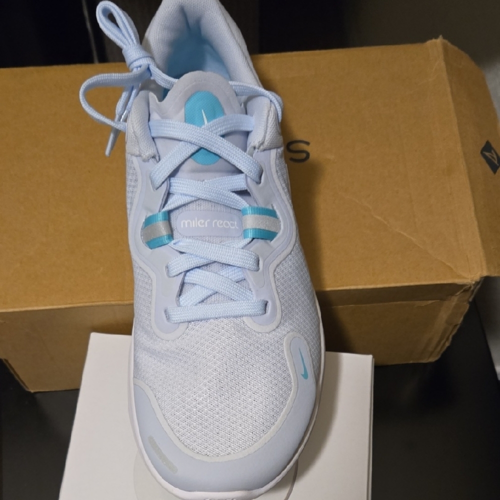 Nike Blue Athletic Shoes with Cushioned Sole